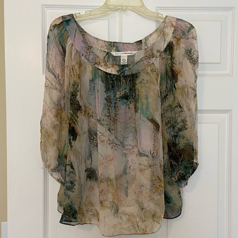 Dvf Silk Shell Blouse Scoop Neck 3/4 Sleeve Patte… - image 1